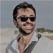 Insegnante di Chitarra Moderna / Tecnologie Musicali